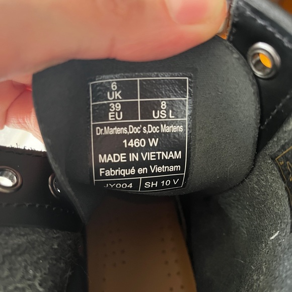 Doc Martens boots in women’s size 8, EU 39 - Picture 5 of 5